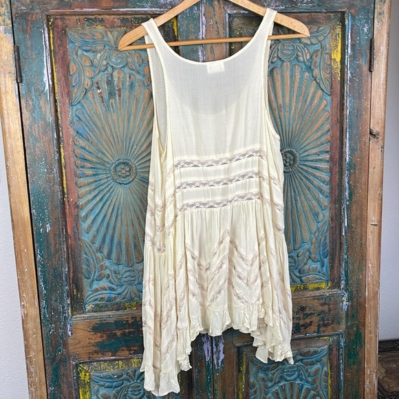 ❌SOLD❌Free People lace layering tunic top - Picture 4 of 4